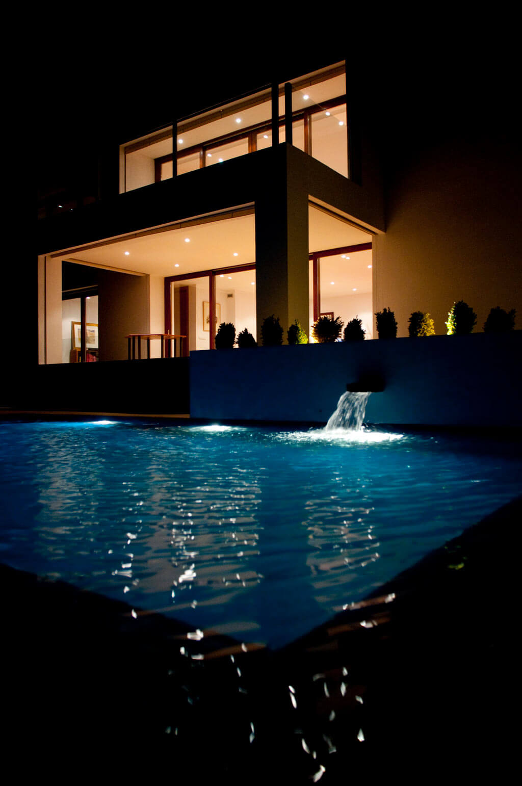 house and pool design in Valdemorillo